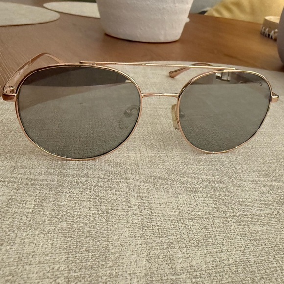 Michael Kors Aviator Sunglasses- Lon MK 1021 (rose gold) - Picture 3 of 10